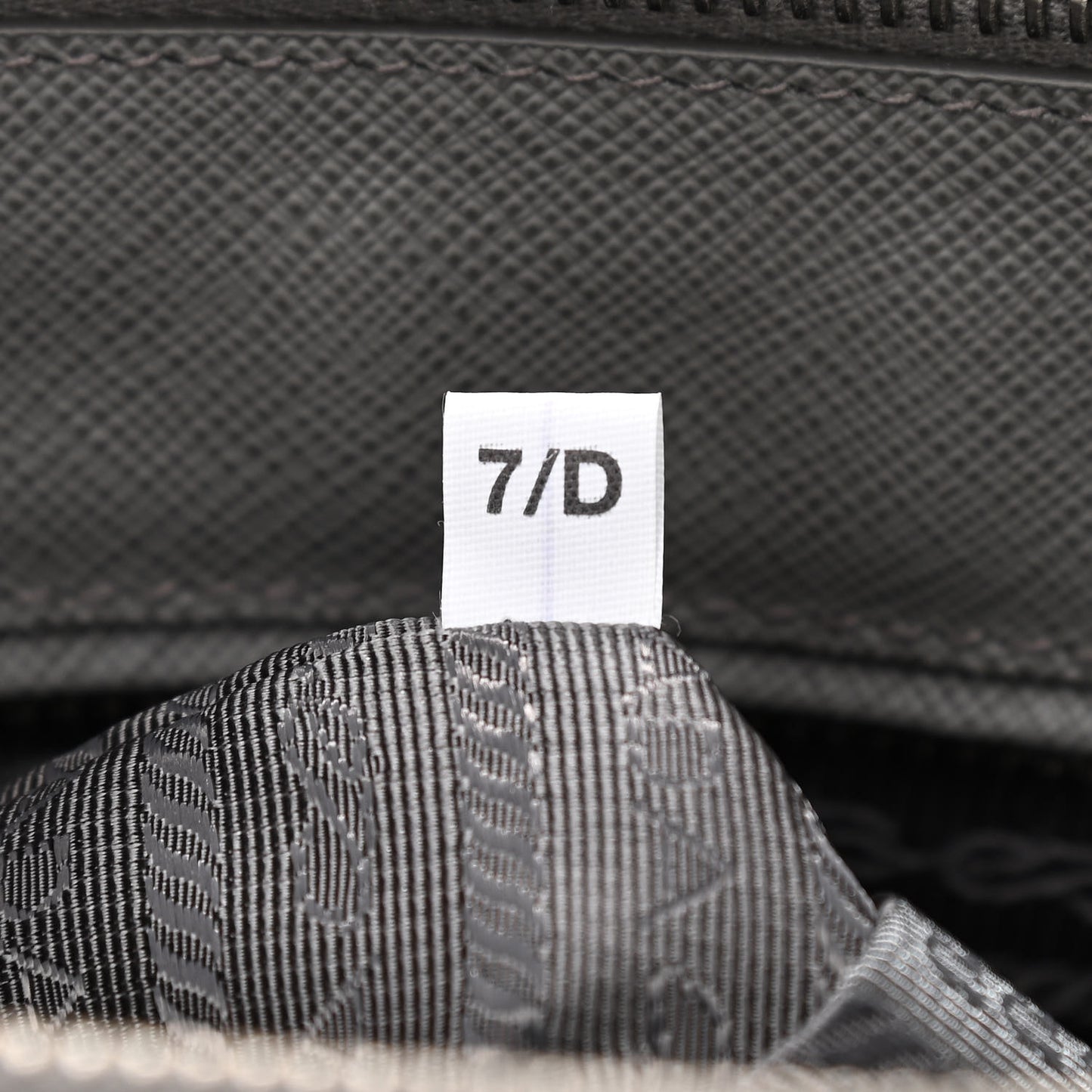 Saffiano Lux Large Galleria Double Zip Tote Marmo