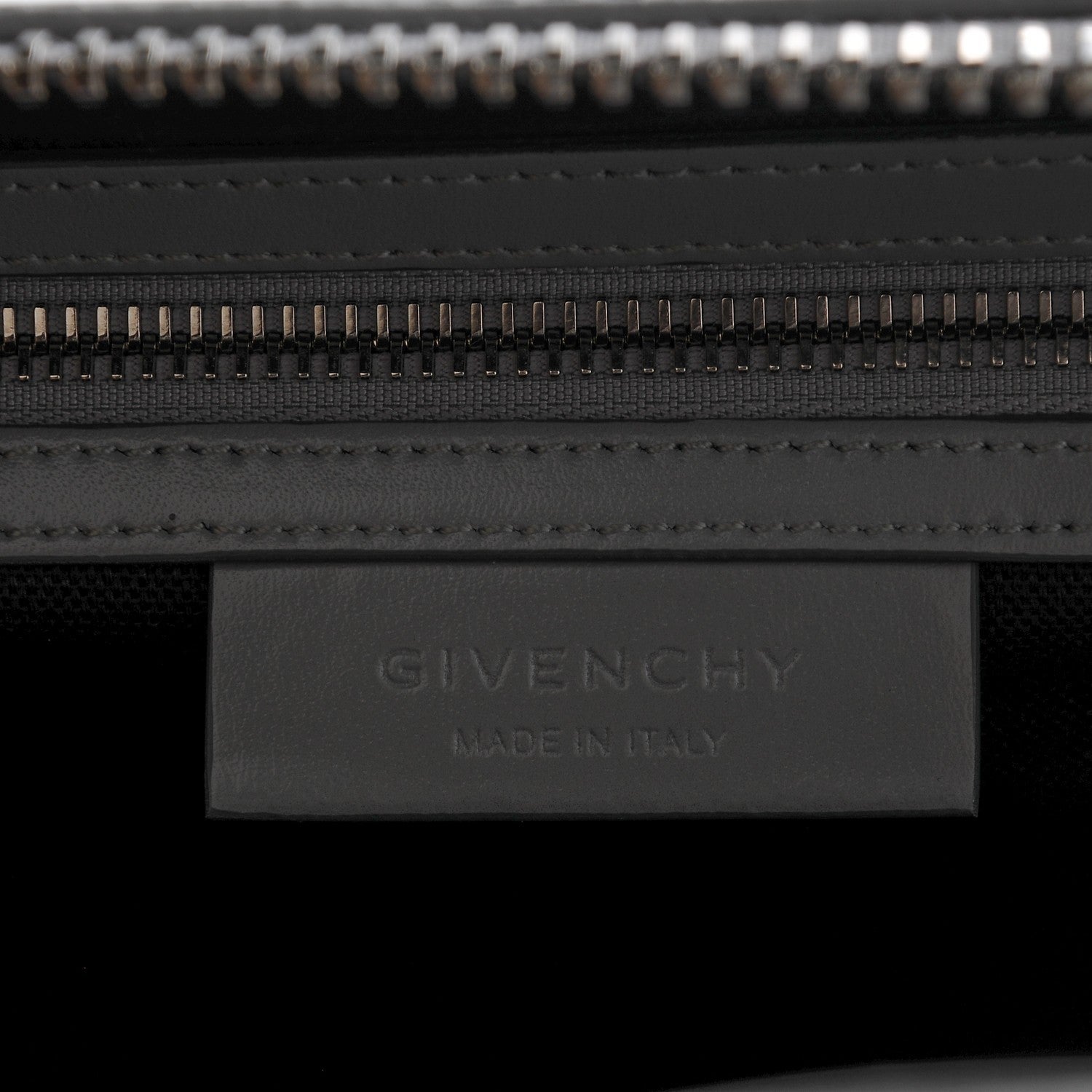 Givenchy Shiny Lord Calfskin Medium Antigona Pearl Grey 6 of 7