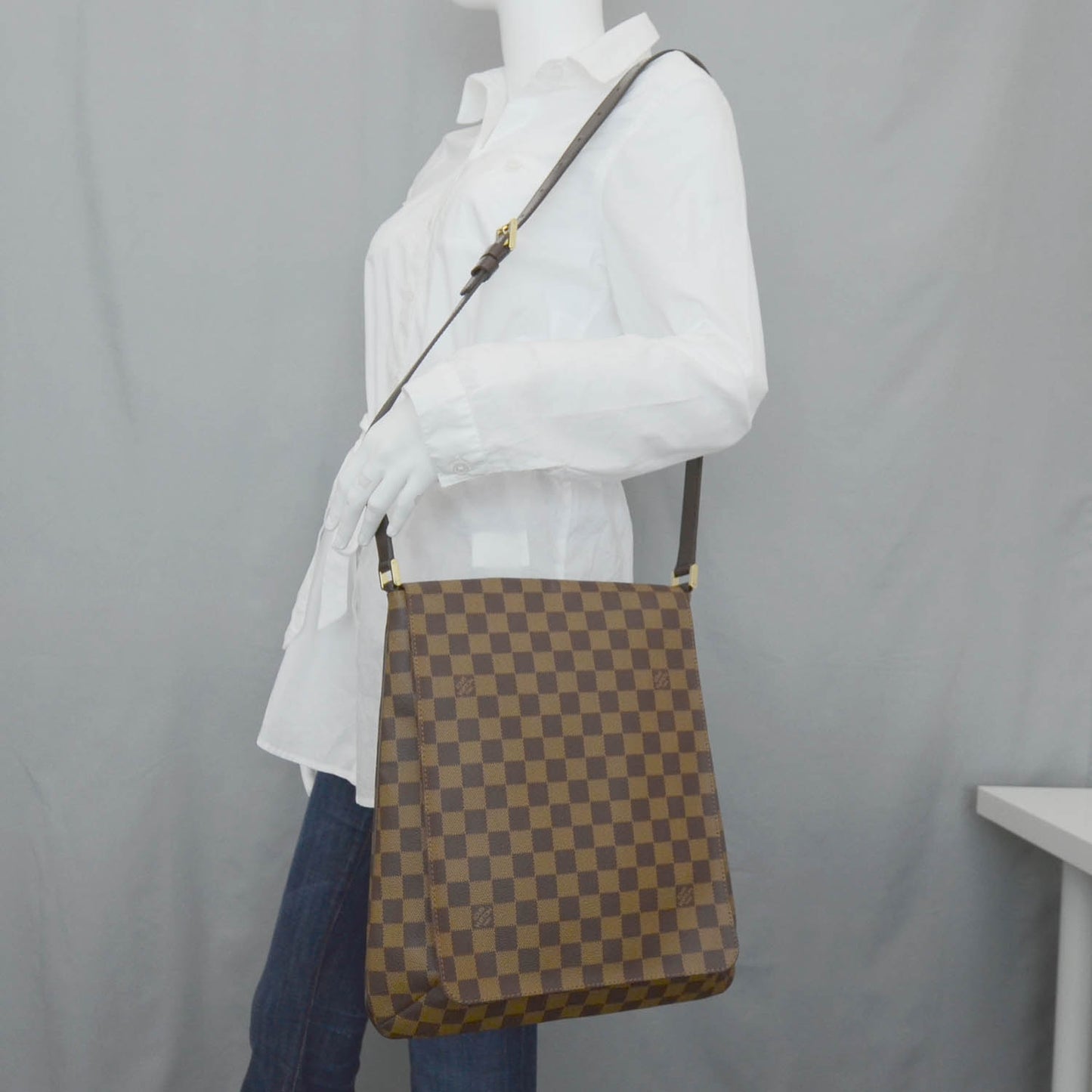 Damier Ebene Musette GM