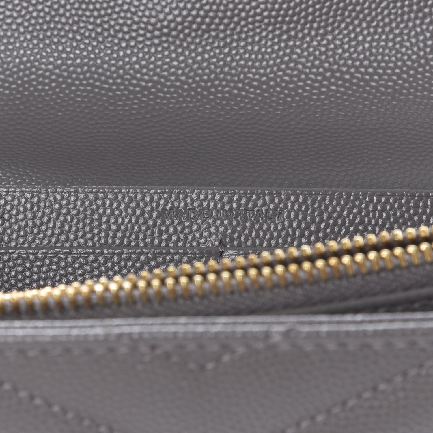 Saint Laurent Grain De Poudre Matelasse Chevron Monogram Flap Wallet Fog 7 of 9