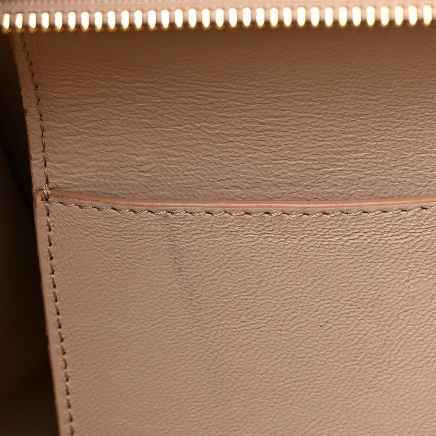 Smooth Calfskin Suede Medium Trapeze Dune