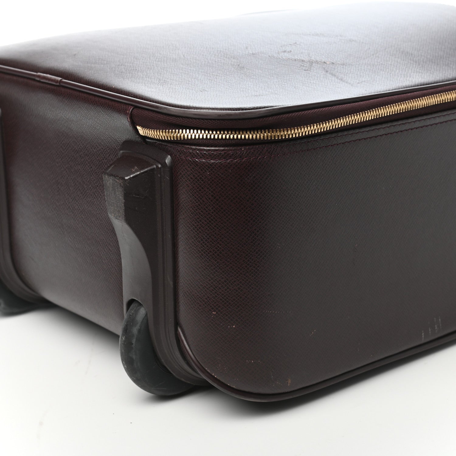 Louis Vuitton Taiga Pegase 45 Acajou 7 of 19