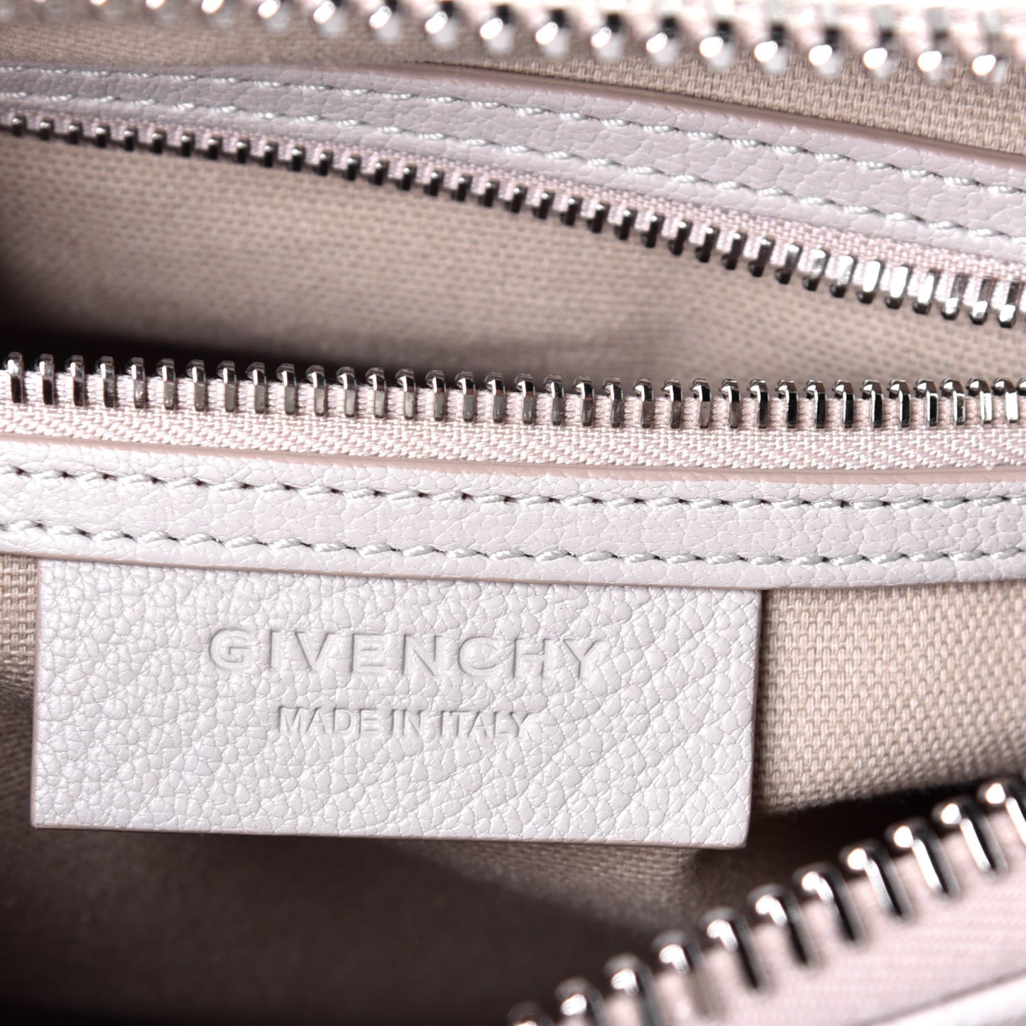 Sugar Goatskin Mini Antigona Natural