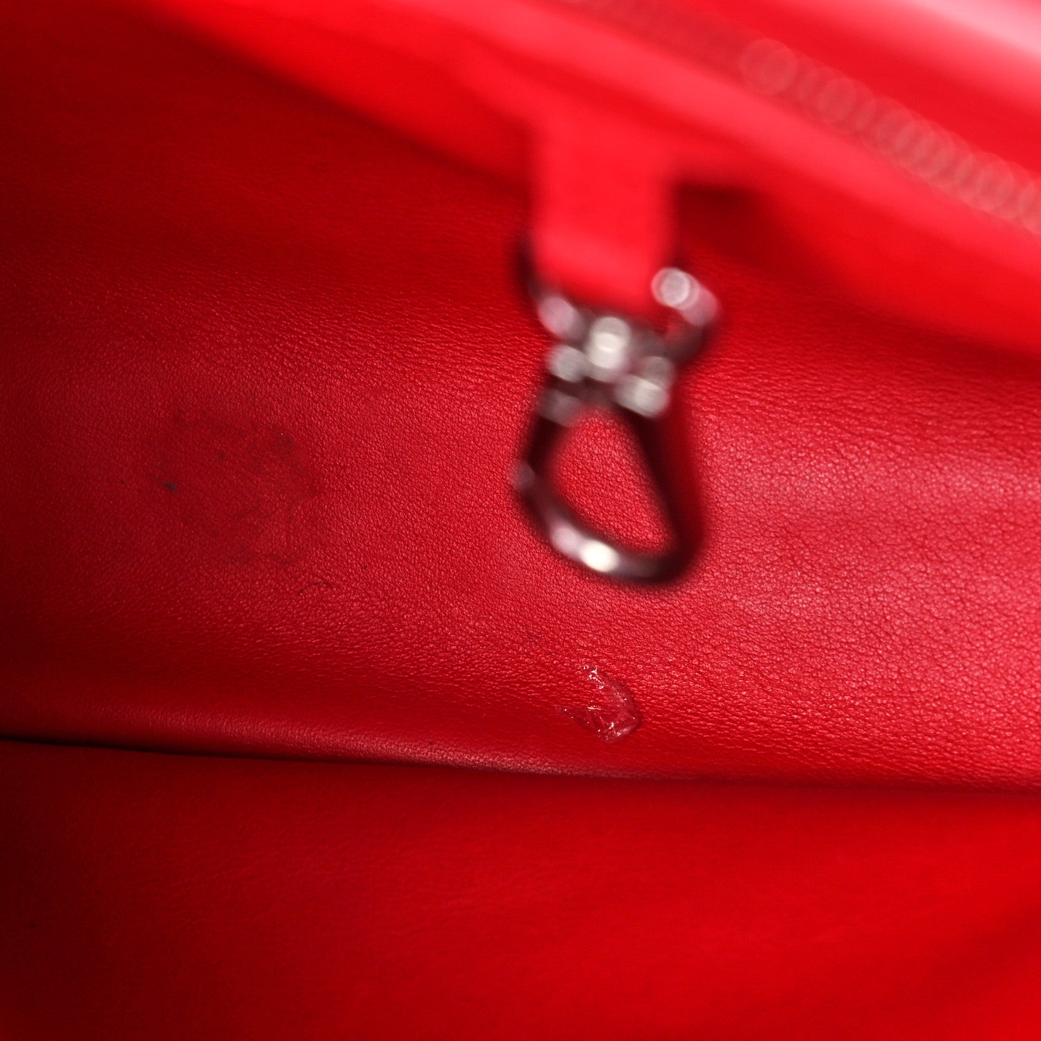 Louis Vuitton Taurillon Capucines PM Scarlet 6 of 10