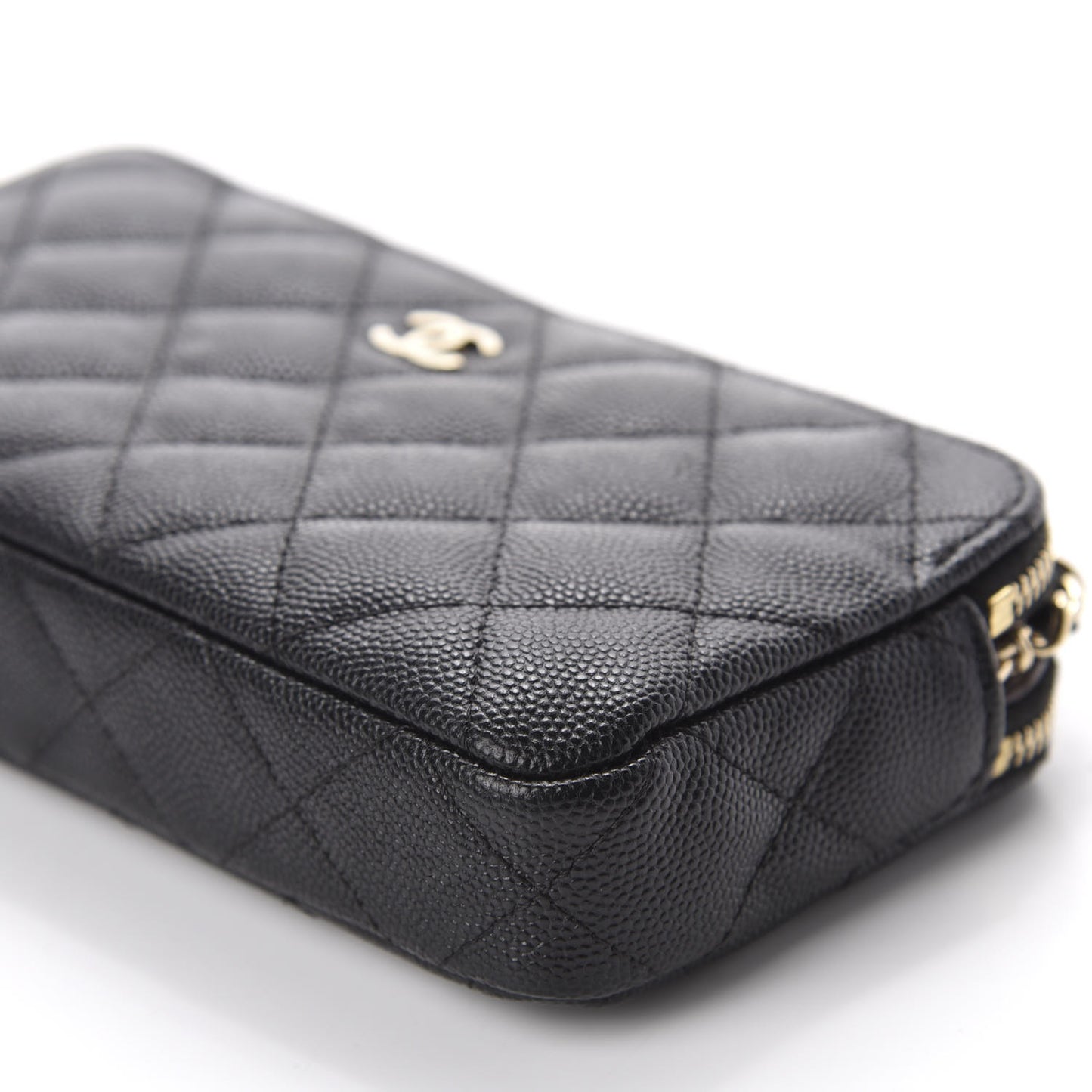 Caviar Quilted Small Clutch With Chain Black
