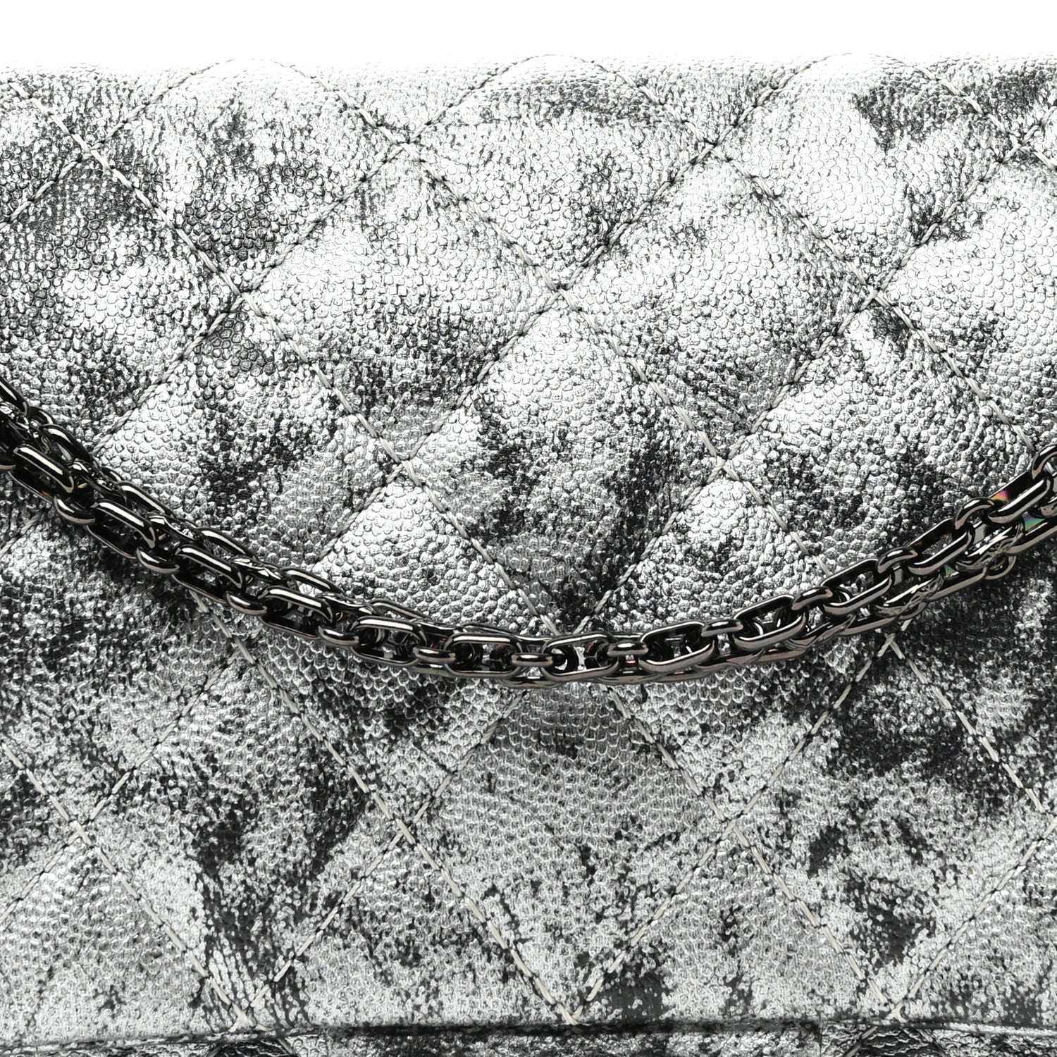 Chanel Metallic Caviar Quilted 2.55 Reissue 226 Flap Silver Black 8 of 10