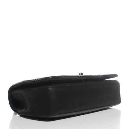 Chanel Calfskin Diamond Embossed New Chic Flap Black 4 of 9