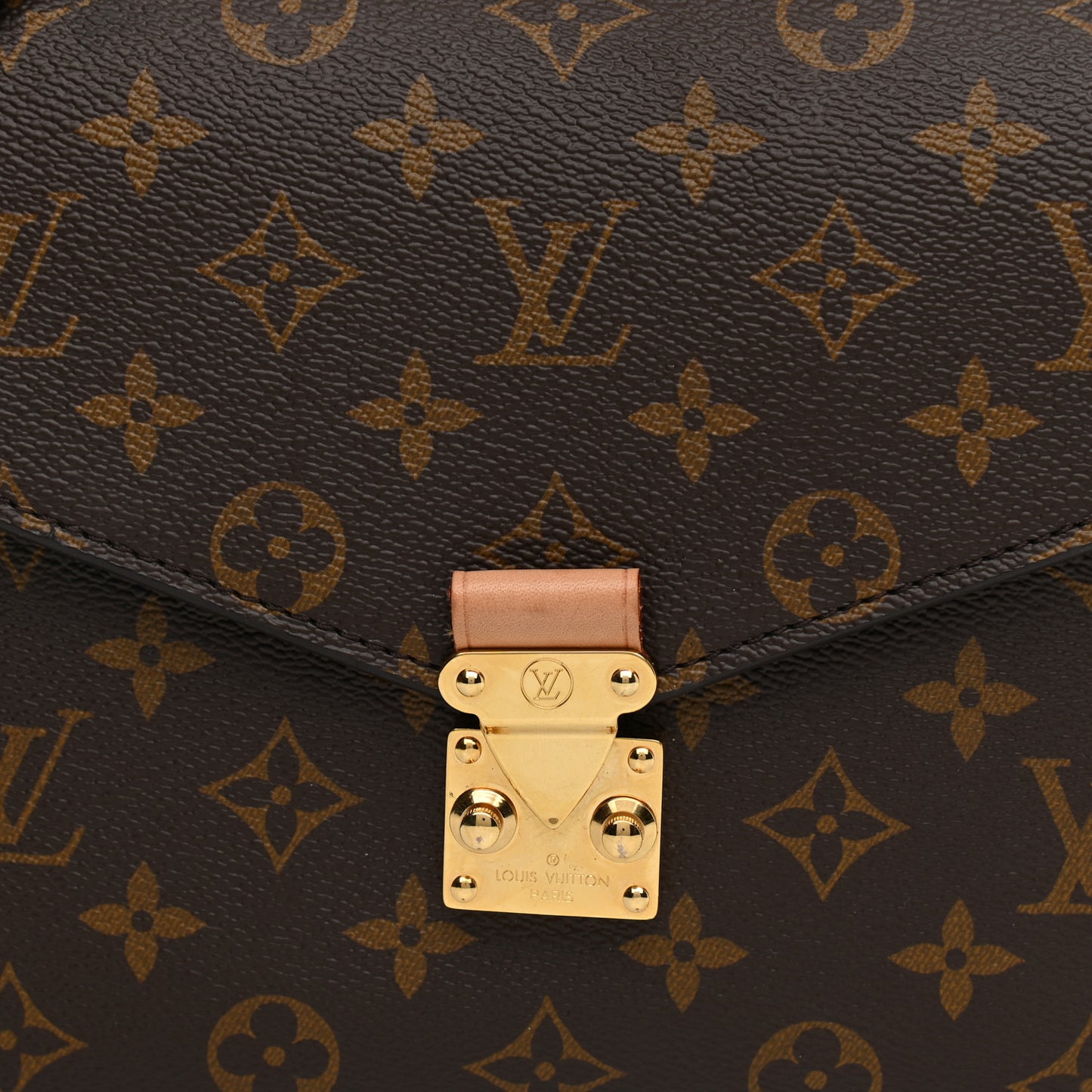 Monogram Pochette Metis