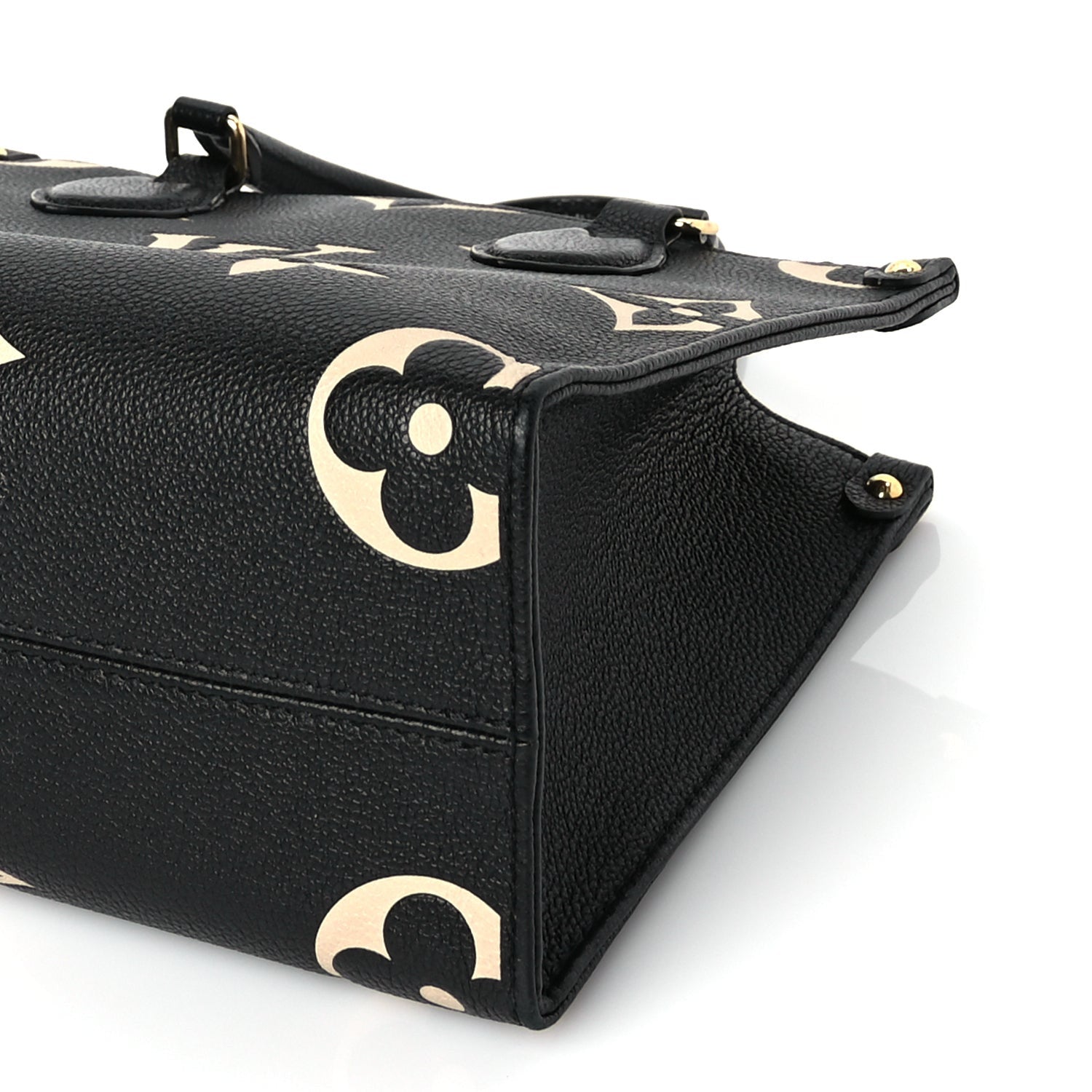 Louis Vuitton Empreinte Monogram Giant Onthego PM Black Beige 9 of 9