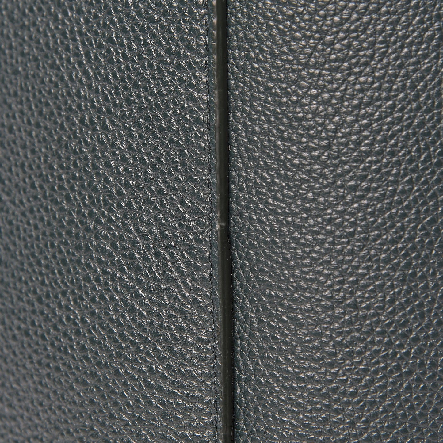 Soft Grained Calfskin Small Sangle Bucket Bag Amazone