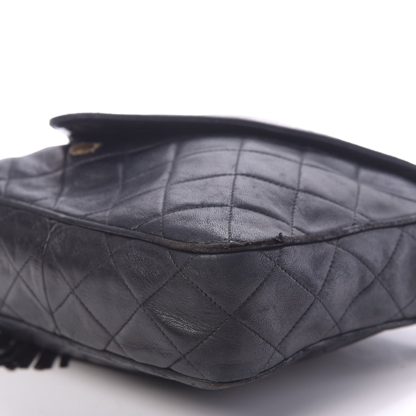 Lambskin Quilted Flap Tassel Camera Case Black