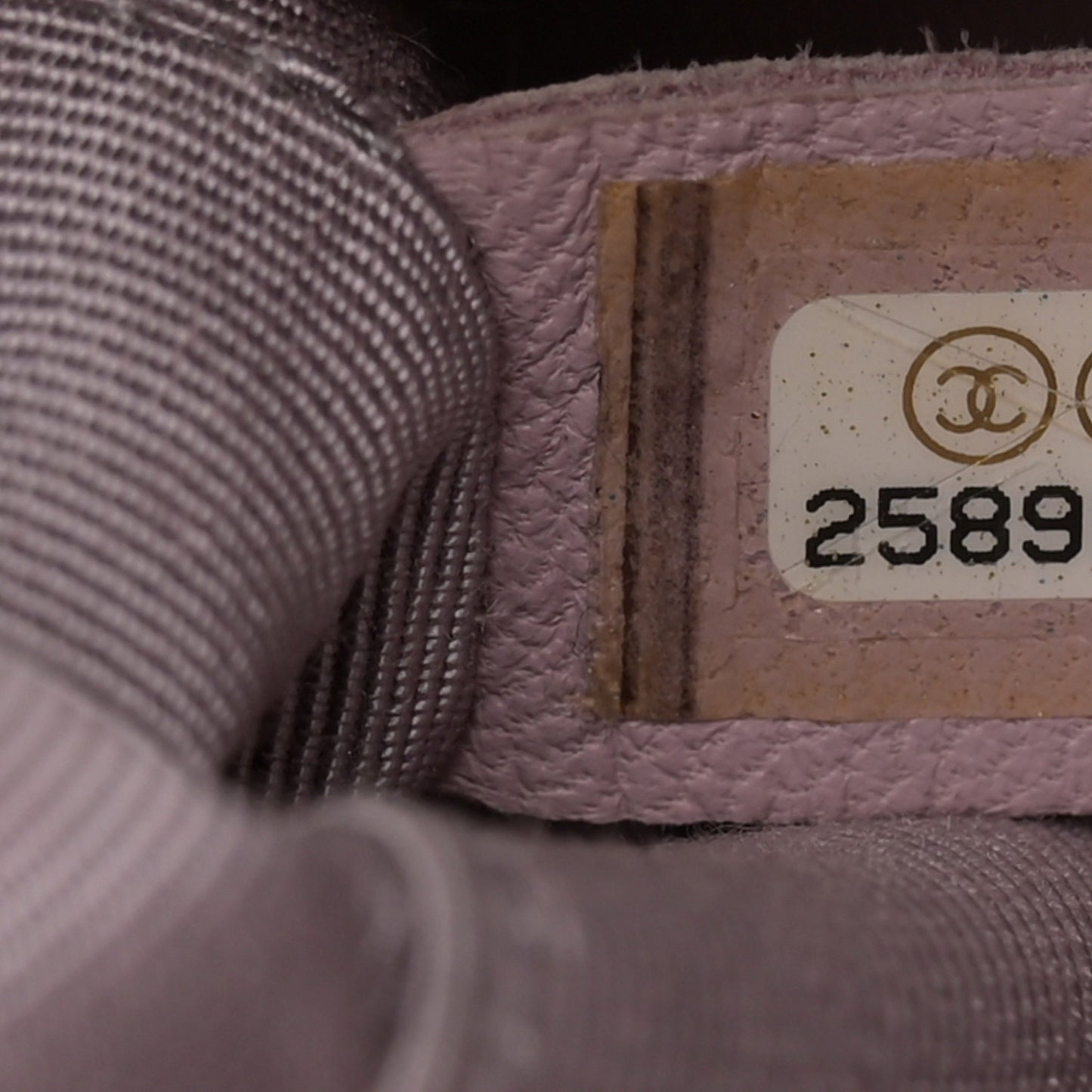 Tweed PVC Patent Chevron Quilted Medium Gabrielle Hobo White