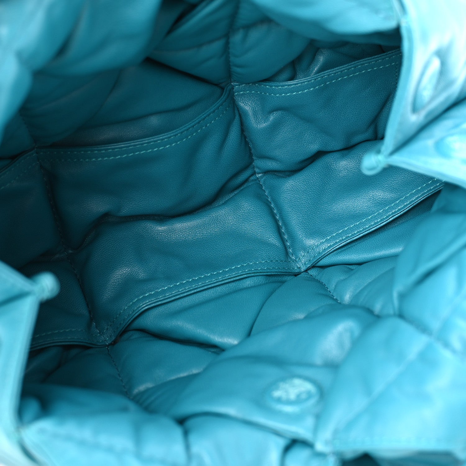 Bottega Veneta Lambskin Padded Lock Tote Blaster 5 of 10
