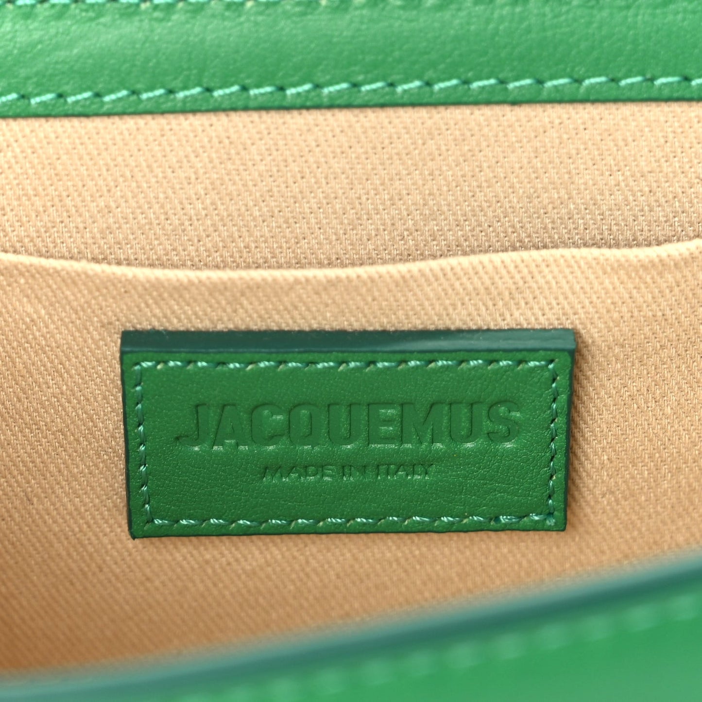 Smooth Calfskin Le Chiquito Long Green