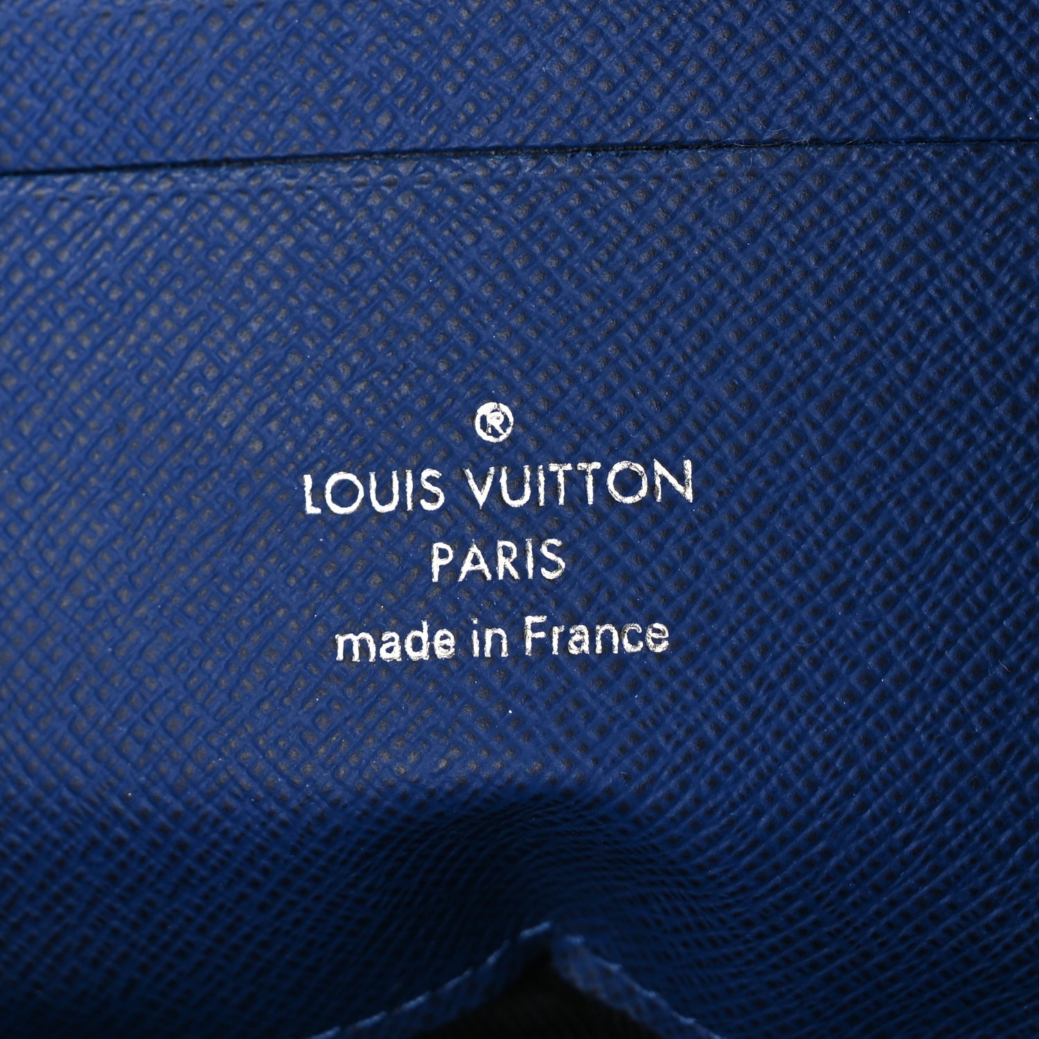 Louis Vuitton Taiga Monogram Pacific Discovery Pochette Cobalt 6 of 8