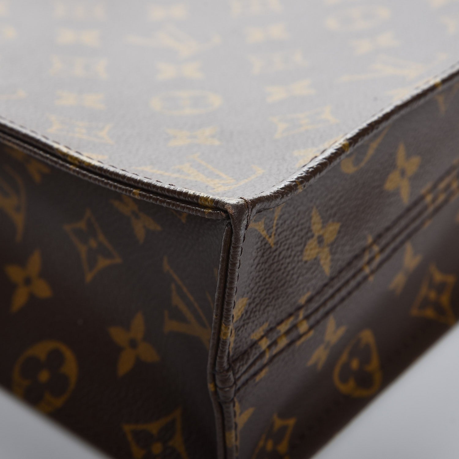 Louis Vuitton Monogram Sac Plat 10 of 11