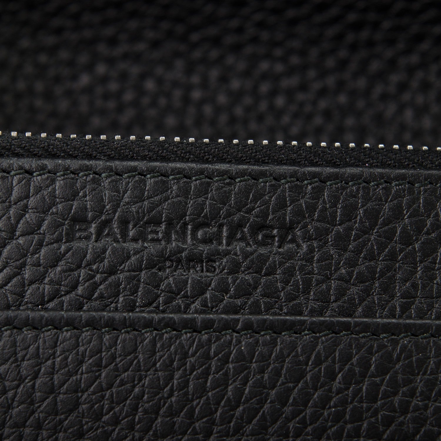 Balenciaga Grained Calfskin Classic Silver Hardware Wallet on Chain Black 6 of 7