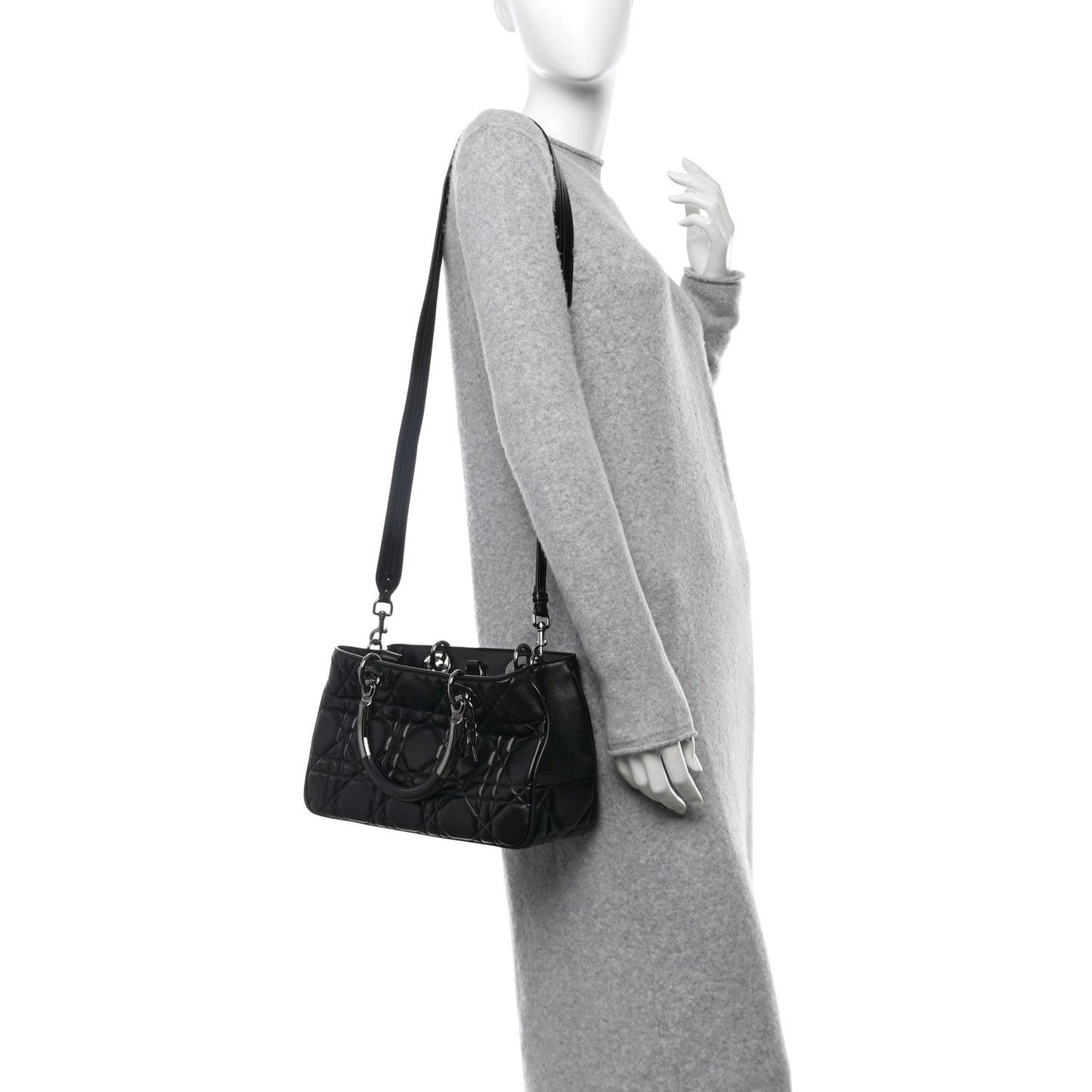 Calfskin Cannage Medium The Lady 95.22 Black