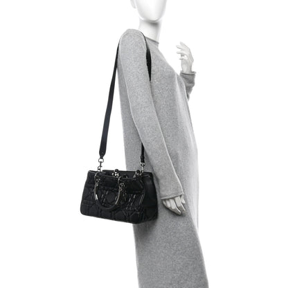 Christian Dior Calfskin Cannage Medium The Lady 95.22 Black 2 of 21