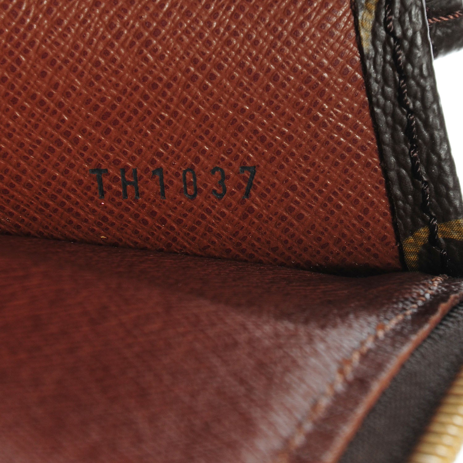 Louis Vuitton Monogram Poche Documents Portfolio Case 39 7 of 7