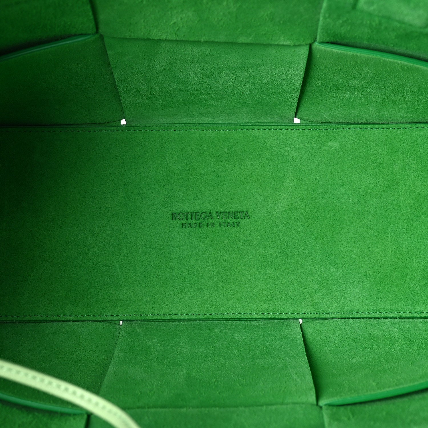 Bottega Veneta Nappa Maxi Intrecciato Medium Arco Tote  Pistachio Parakeet 4 of 8