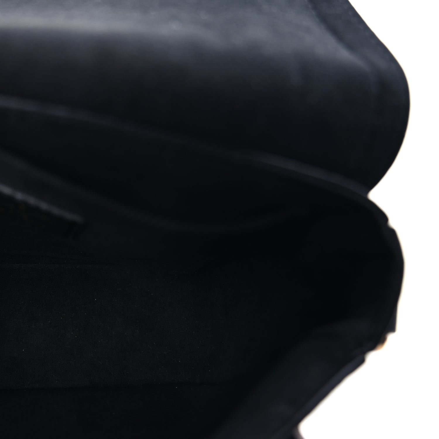 Louis Vuitton Grained Calfskin Lockme Tender  Black 4 of 8