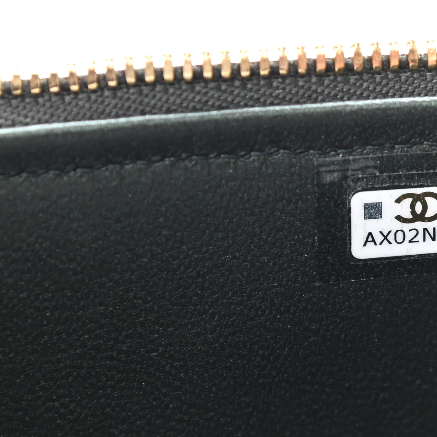 Iridescent Lambskin Quilted Small Top Handle Vanity Case With Chain Green