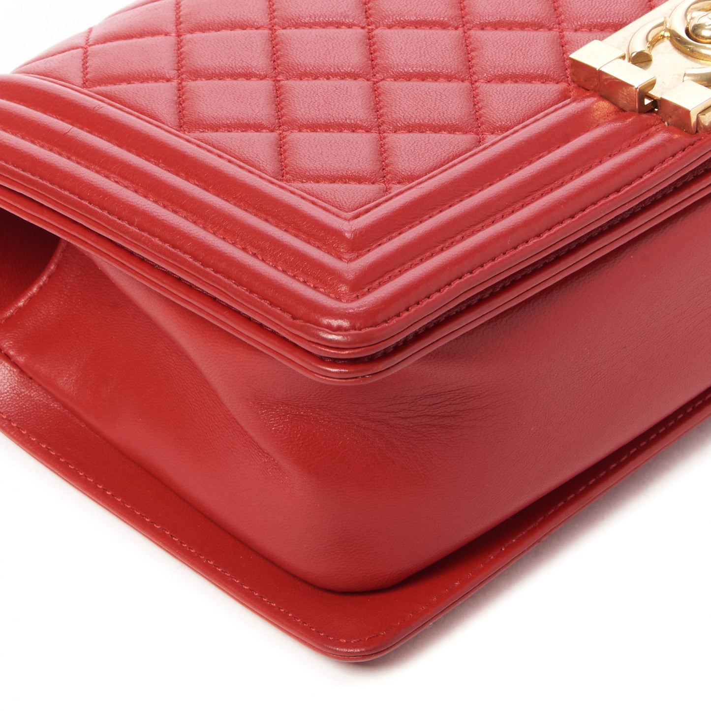 Lambskin Quilted Medium Boy Flap Red
