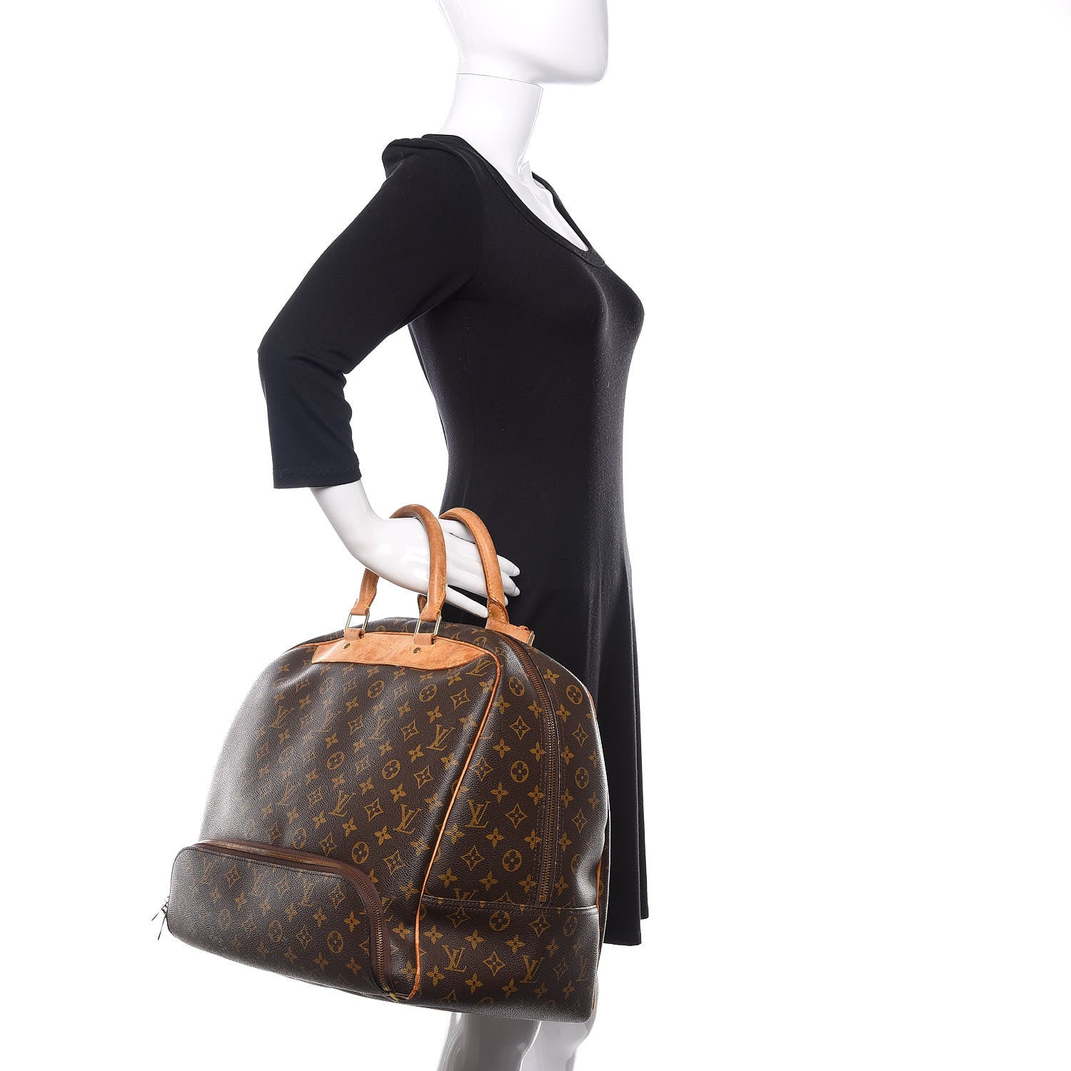 Louis Vuitton Monogram Evasion Sports Bag 2 of 28
