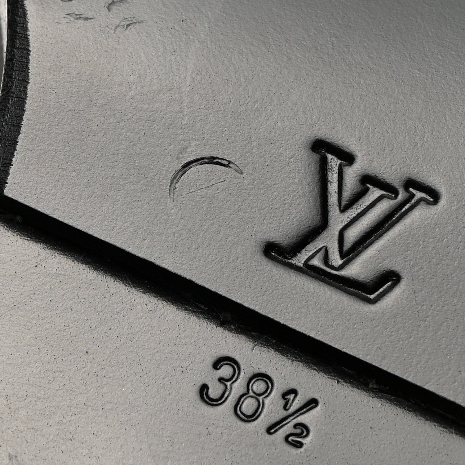 Louis Vuitton Calfskin Monogram Metropolis Flat Ranger Boots 38.5 Black 9 of 9