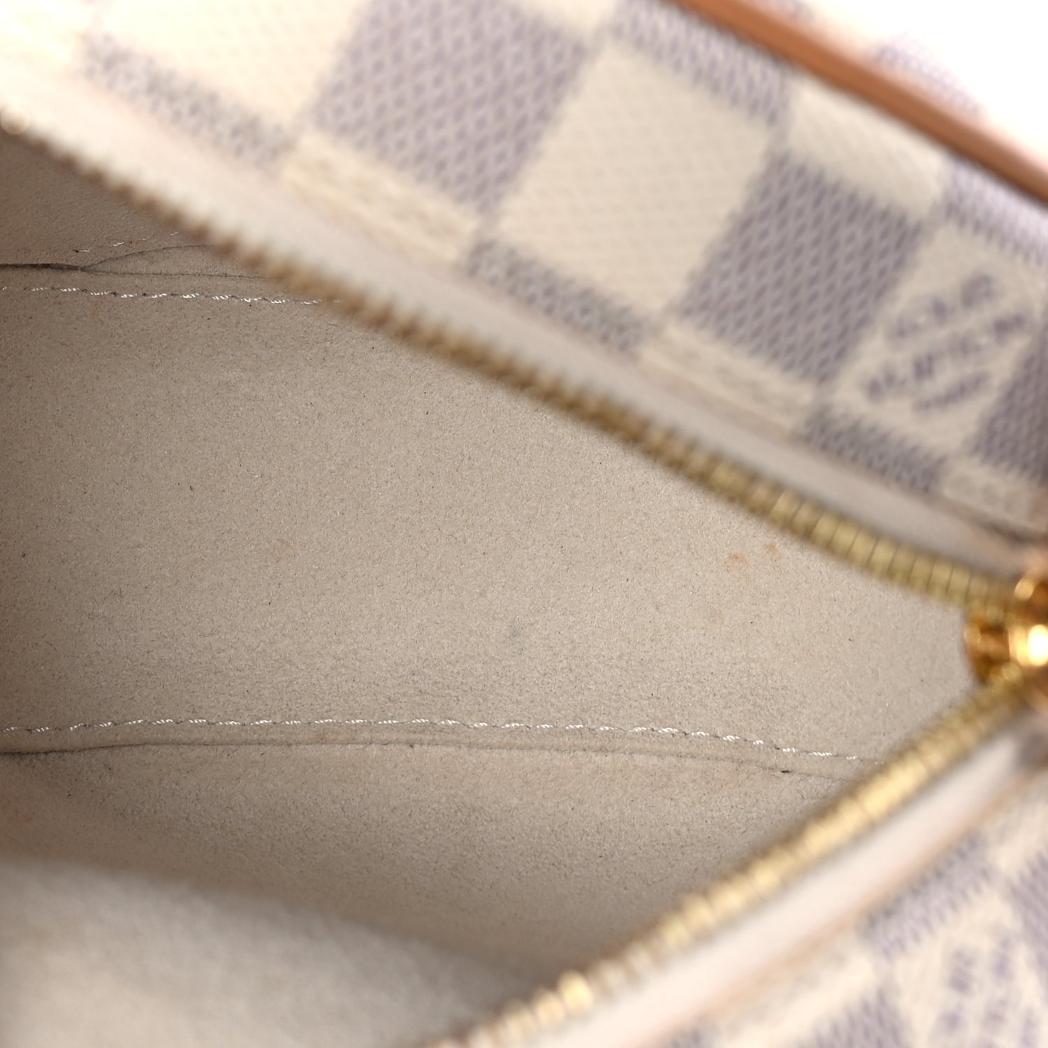 Louis Vuitton Damier Azur Boite Chapeau Souple PM 4 of 8