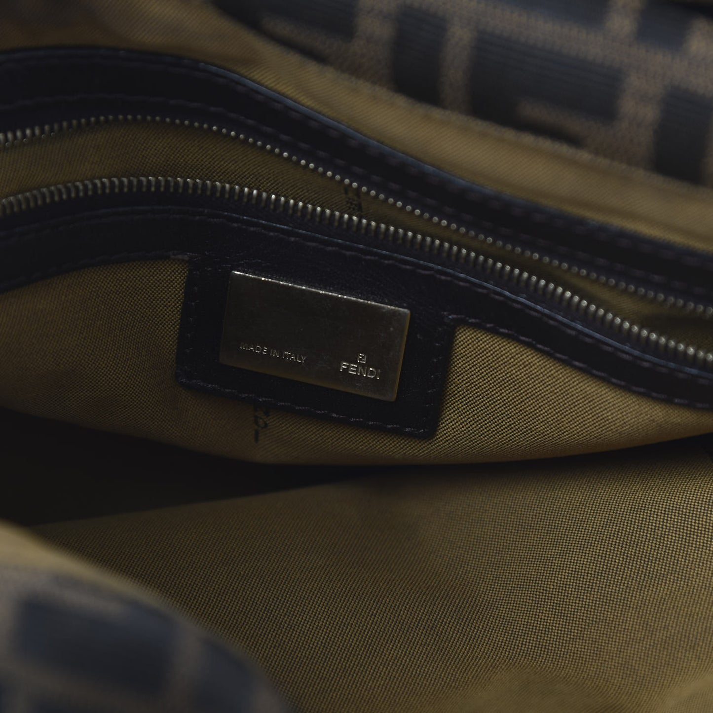 Zucca Large Chef Tote Tobacco