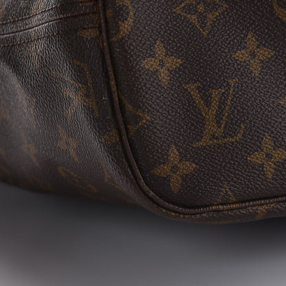 Louis Vuitton Monogram Neverfull MM 16 of 16