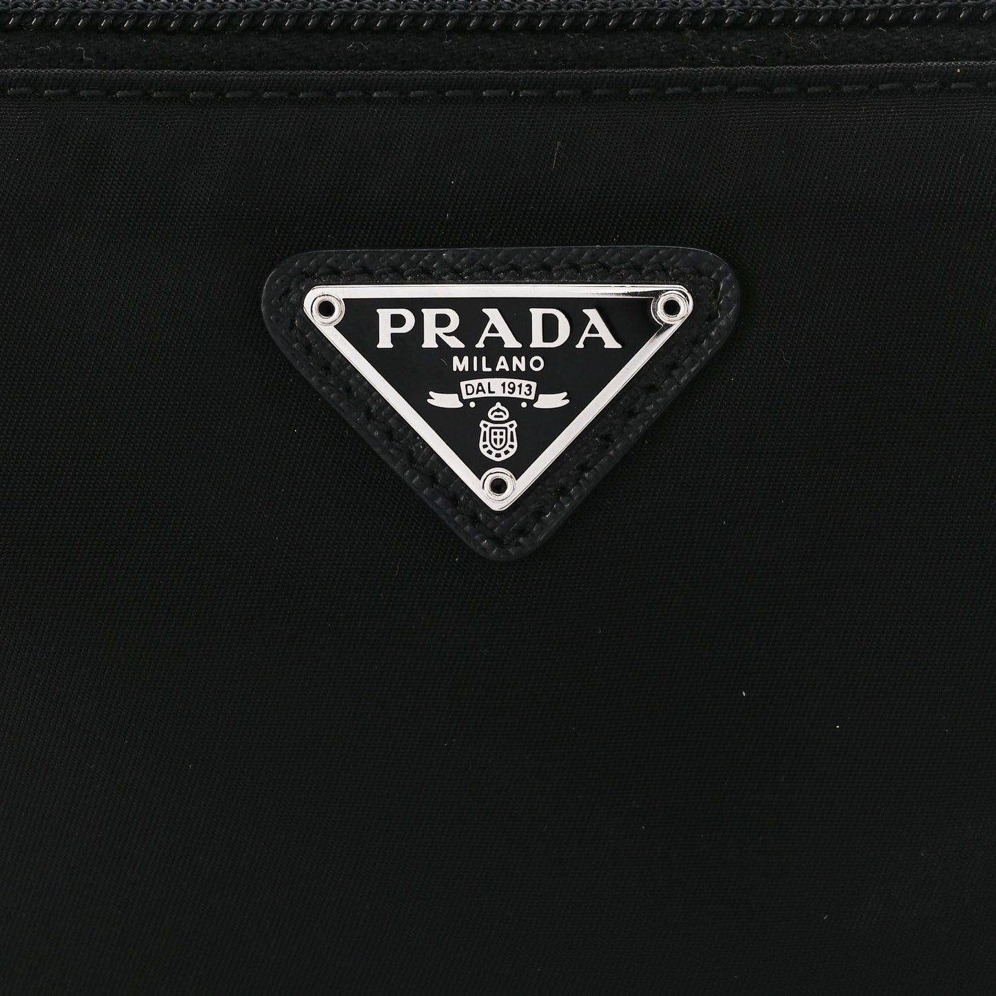 Re-Nylon Vela Pouch Black