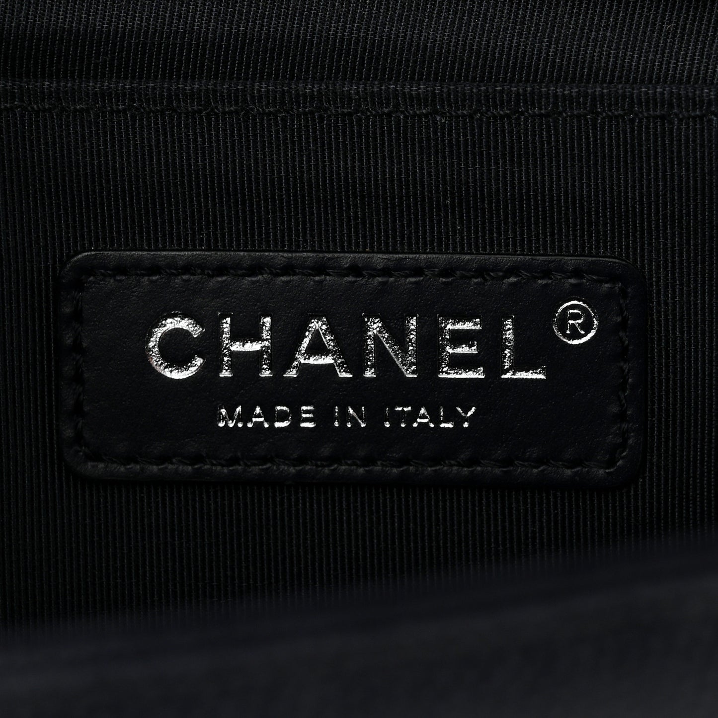 Caviar Chevron Quilted Medium Boy Flap Navy