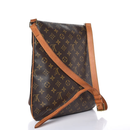 Louis Vuitton Monogram Musette GM 3 of 9