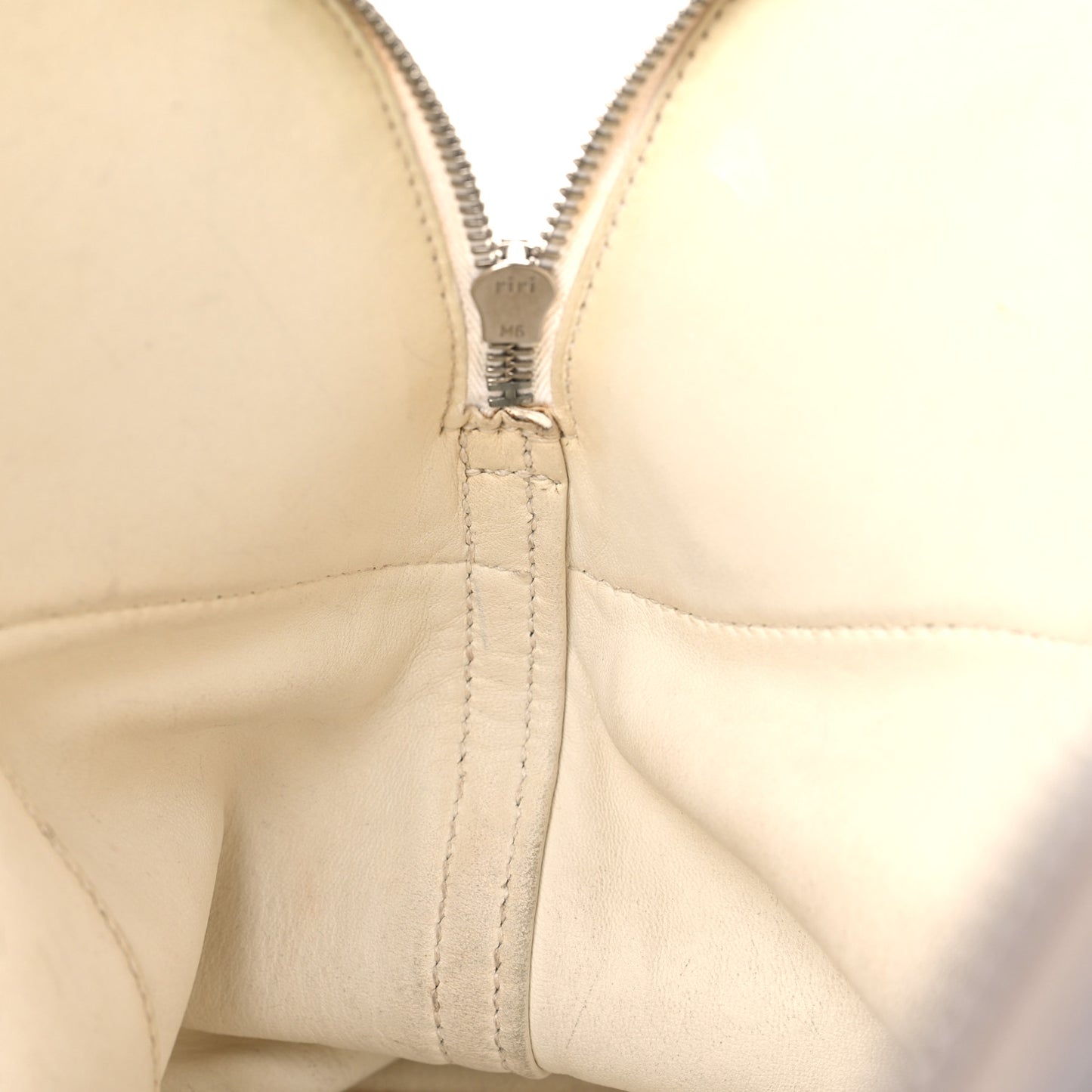 Taurillon Clemence Bolide 35 White