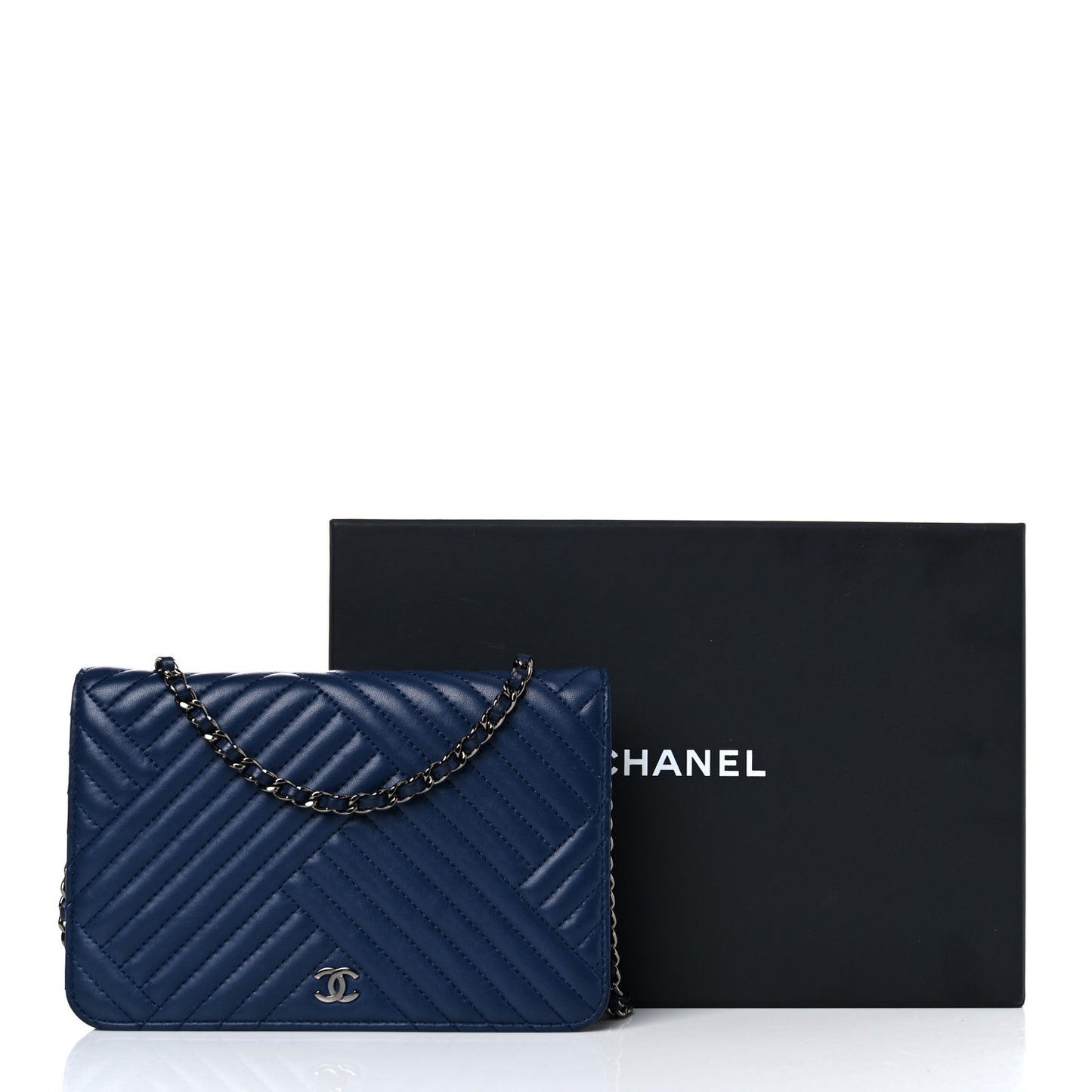 Lambskin Quilted CC Crossing Wallet On Chain WOC Blue