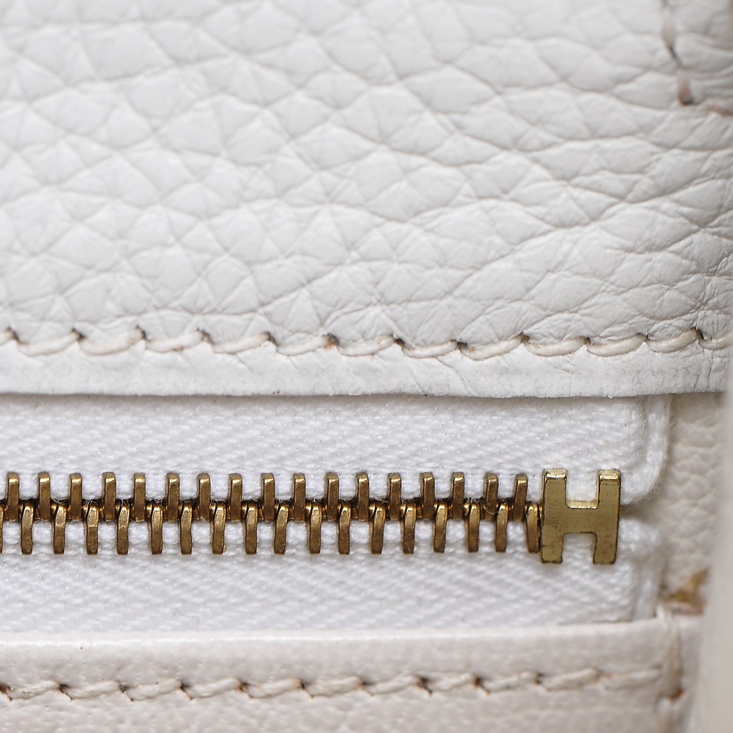 Taurillon Clemence Kelly Retourne 35 White