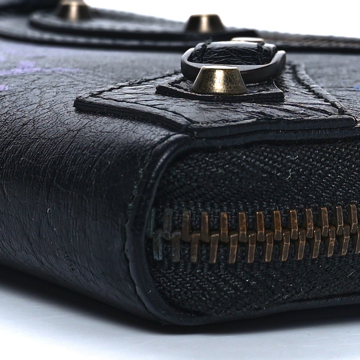 Agneau Arena Graffiti All Over Classic Hardware Continental Zip Around Wallet Black Bleu Violet