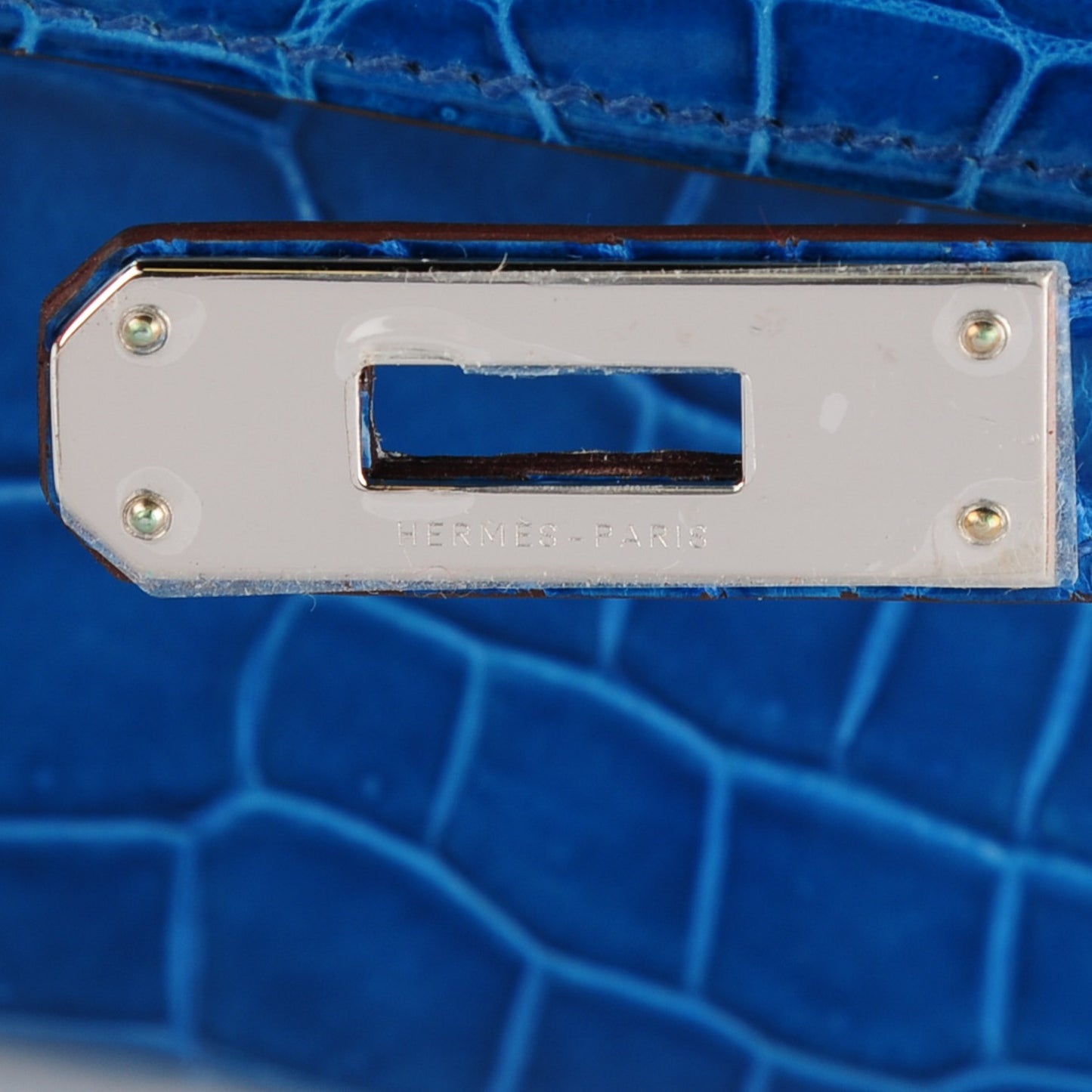 Shiny Niloticus Crocodile Kelly Cut Pochette Mykonos