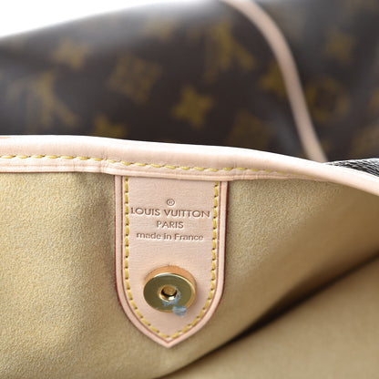 Louis Vuitton Monogram Galliera GM 6 of 10