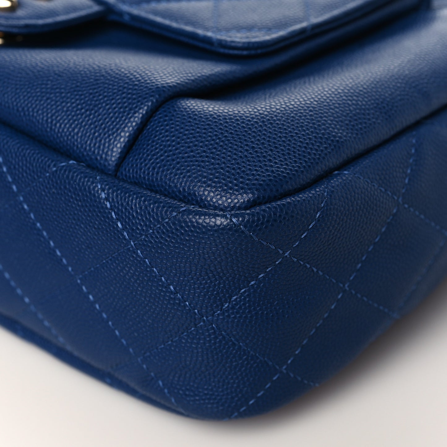 Caviar Quilted CC Day Camera Case Blue