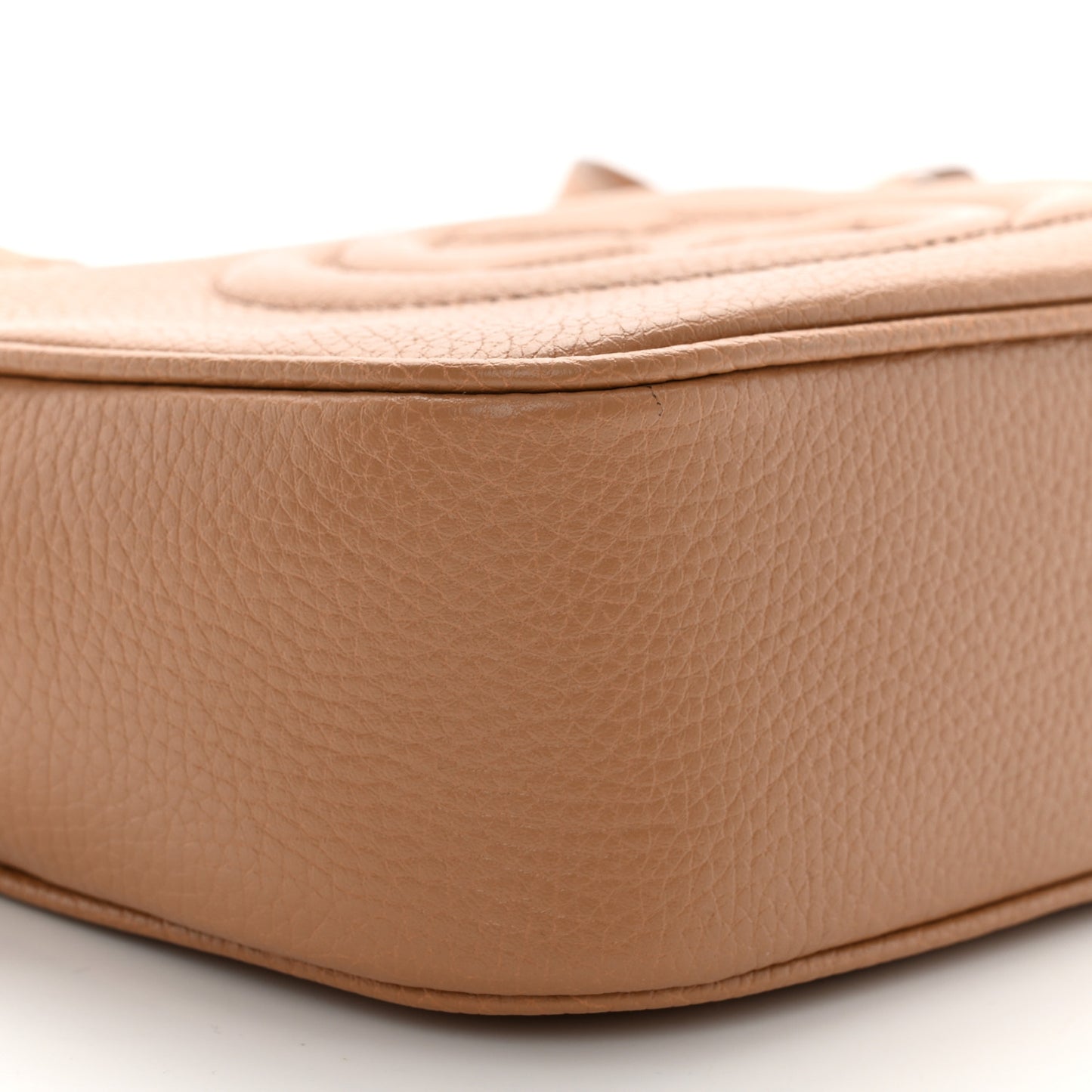 Pebbled Calfskin Small Soho Disco Bag Camelia