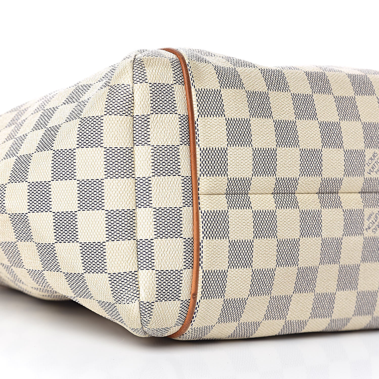 Louis Vuitton Damier Azur Totally MM 19 of 28
