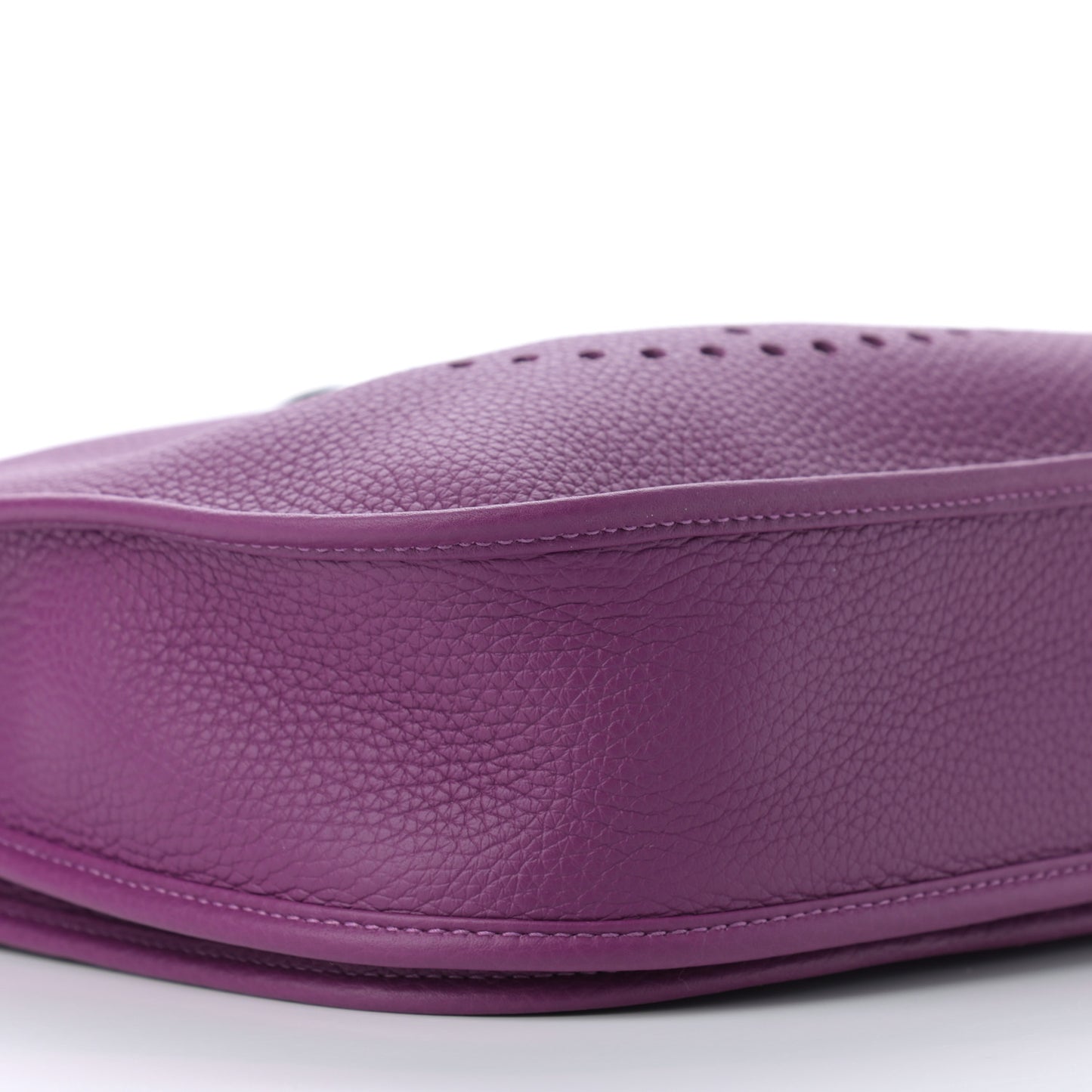 Taurillon Clemence Evelyne III PM Anemone