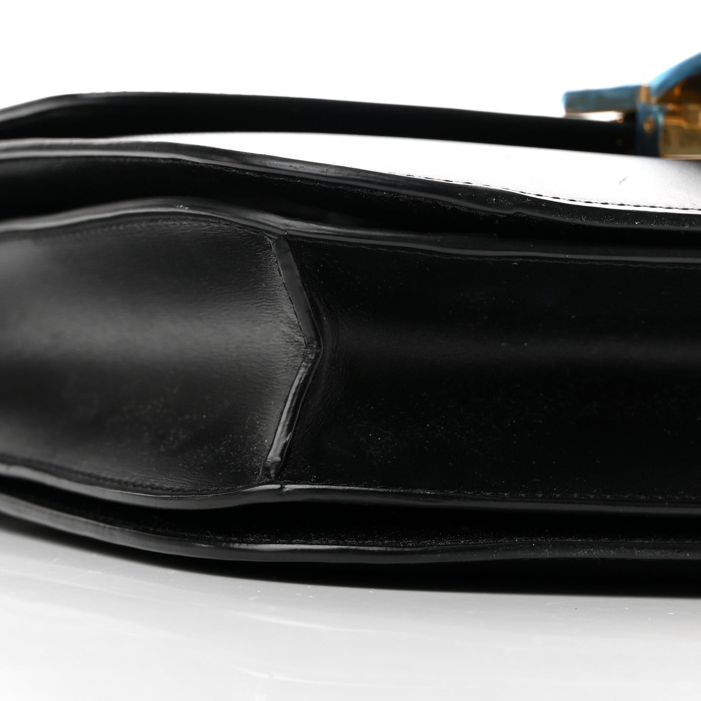 Box Calfskin Medium Classic Box Flap Bag Black