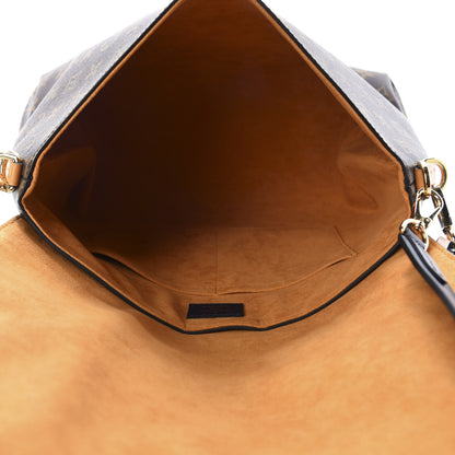 Louis Vuitton Monogram Beaubourg MM 6 of 11