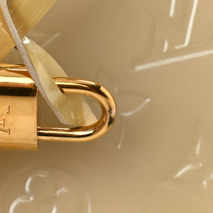 Louis Vuitton Vernis Alma GM Blanc Corail 16 of 18