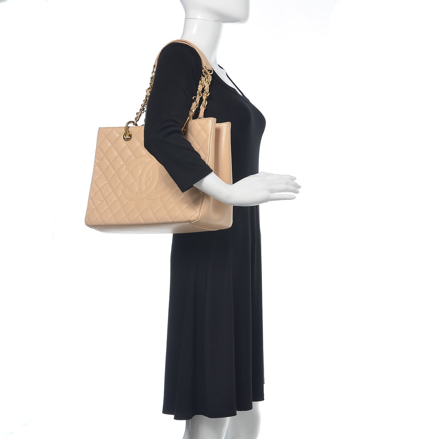 Caviar Quilted Grand Shopping Tote GST Beige Clair